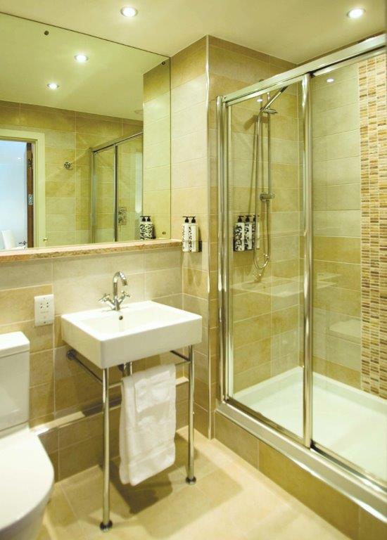 1711024342687-kingorcosybathro